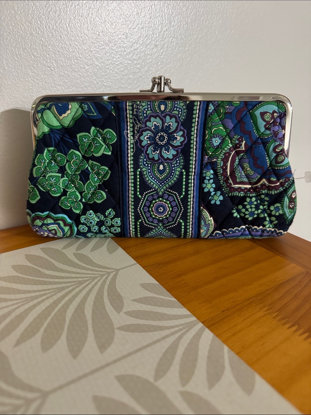 Vera Bradley Rhythm & Blues Kisslock Floral Clutch - Blue & Green - Picture 2 of 7